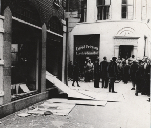 En nazistisk ejet butik i Odense er blevet ødelagt, 1943