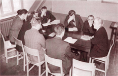 Sprogundervisning for tyske emigranter på Emigranthjemmet i København 1937, hvor Røde Hjælp bl.a. ydede en stor indsats