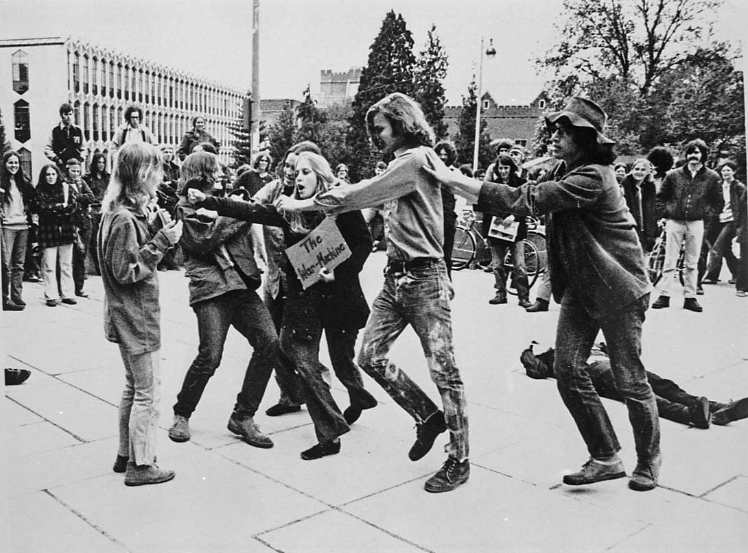 hub-uw-war-machine-theatre-web1-2