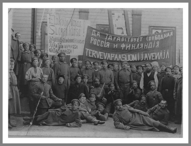 Russiske soldater og finner i 1917