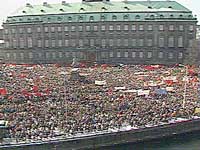 Demonstration foran Christiansborg 1985