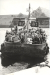 Børnene sejler til Refshaleøene, 1957