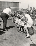 Pigernes tovtrækningskonkurrence, 1958