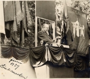 Stauning taler ved grundlovmødet i Søndermarken 1929